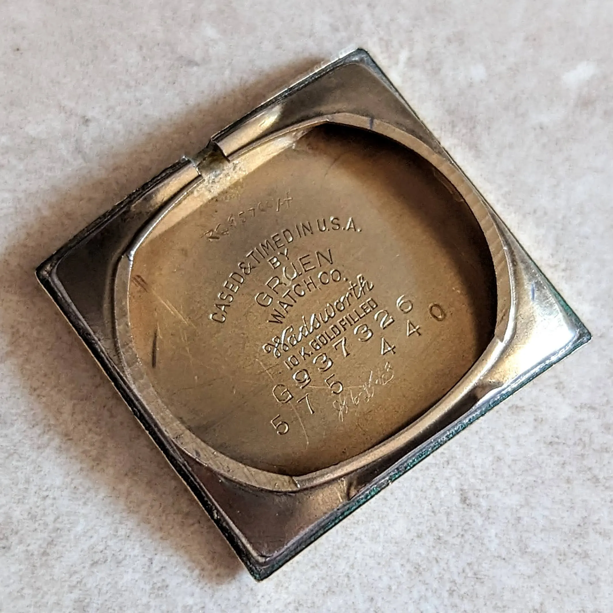 1940 GRUEN CURVEX Precision Watch 17 Jewels Cal. 440 Swiss Made Wristwatch