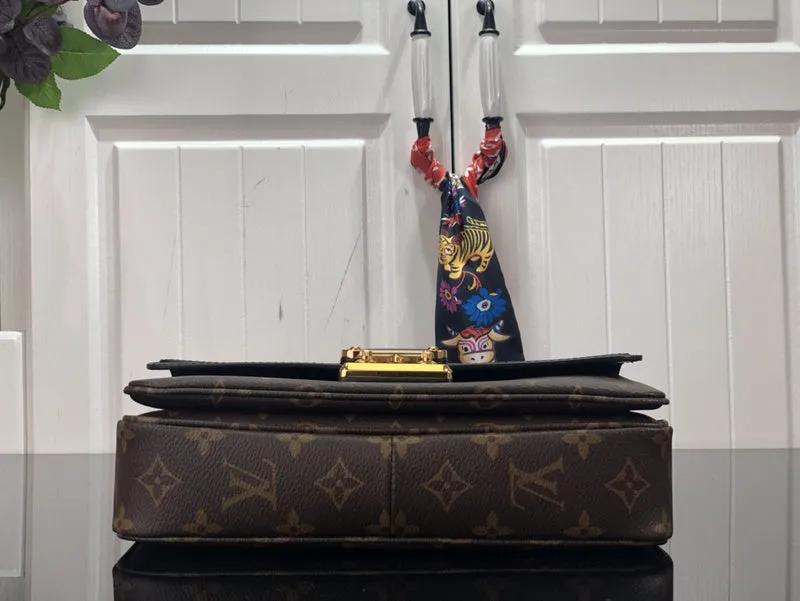 Fashion Lu-Vi bags - 2456