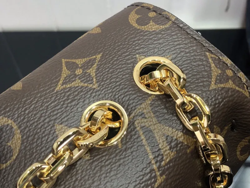 Fashion Lu-Vi bags - 2456