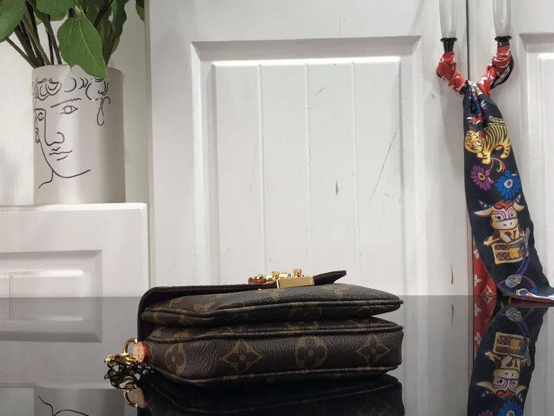 Fashion Lu-Vi bags - 2458