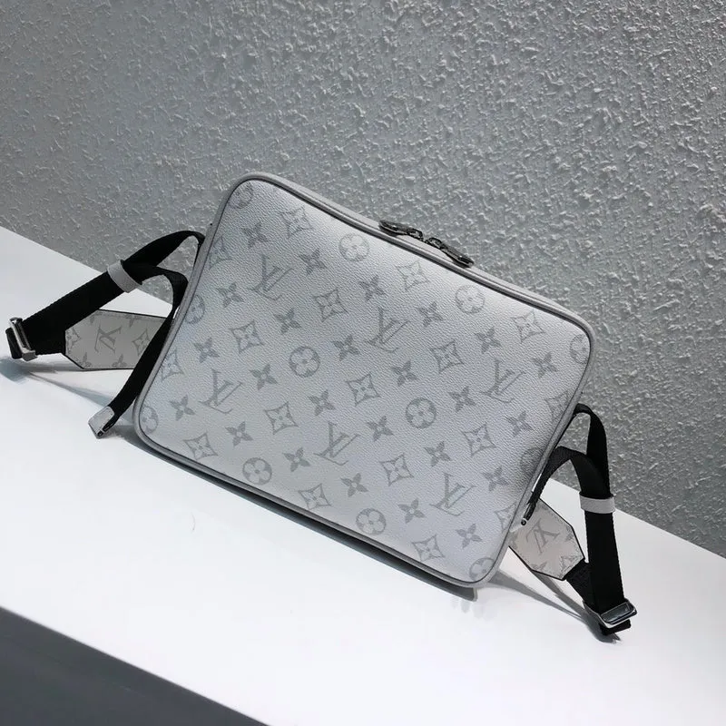 Fashion Lu-Vi bags - 3244