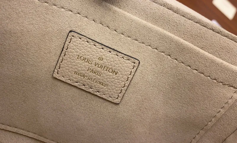 Fashion Lu-Vi bags - 3386
