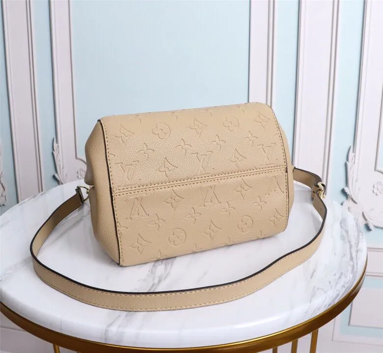 Fashion Lu-Vi bags - 3739