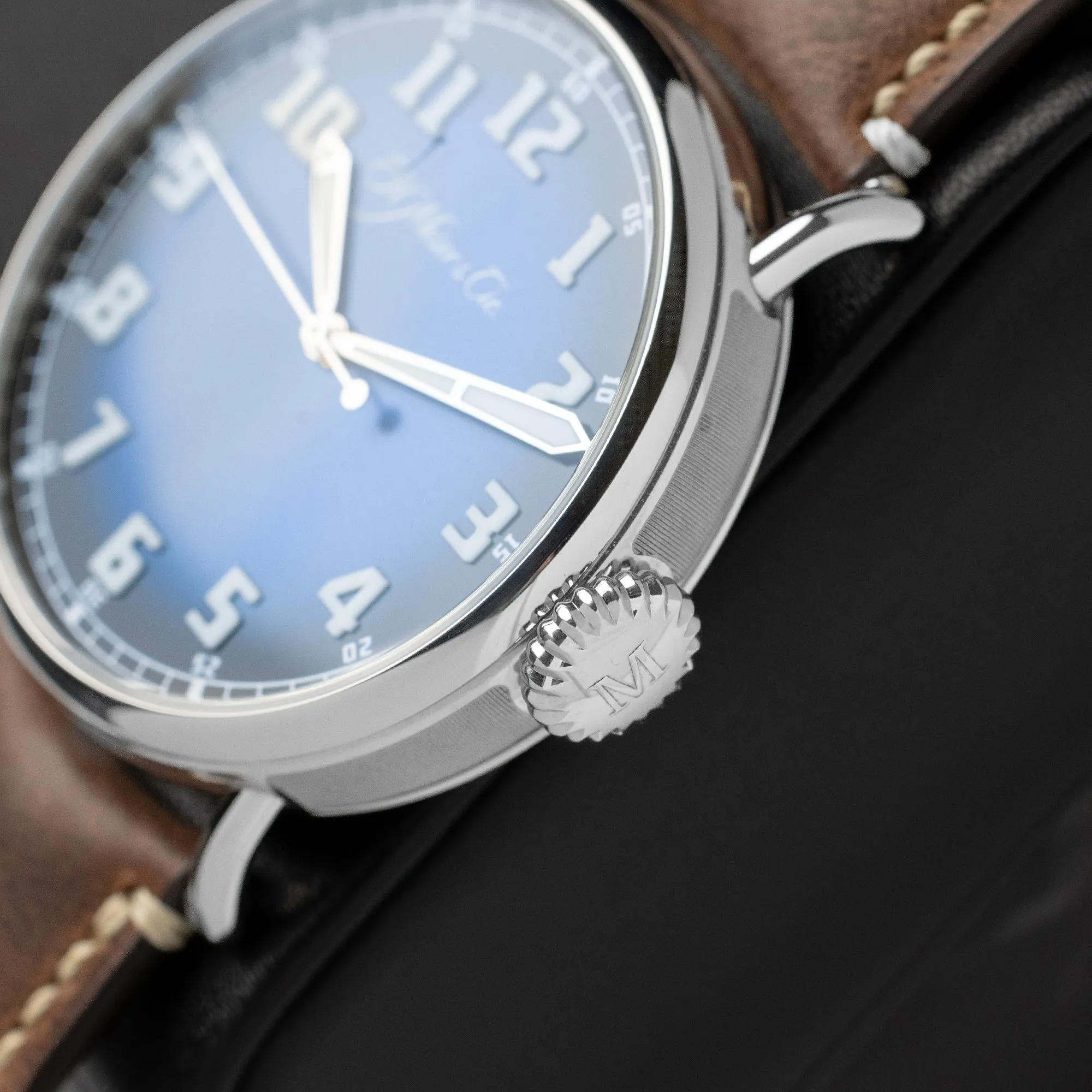 H.moser & Cie. Heritage Center Seconds 8200-1201