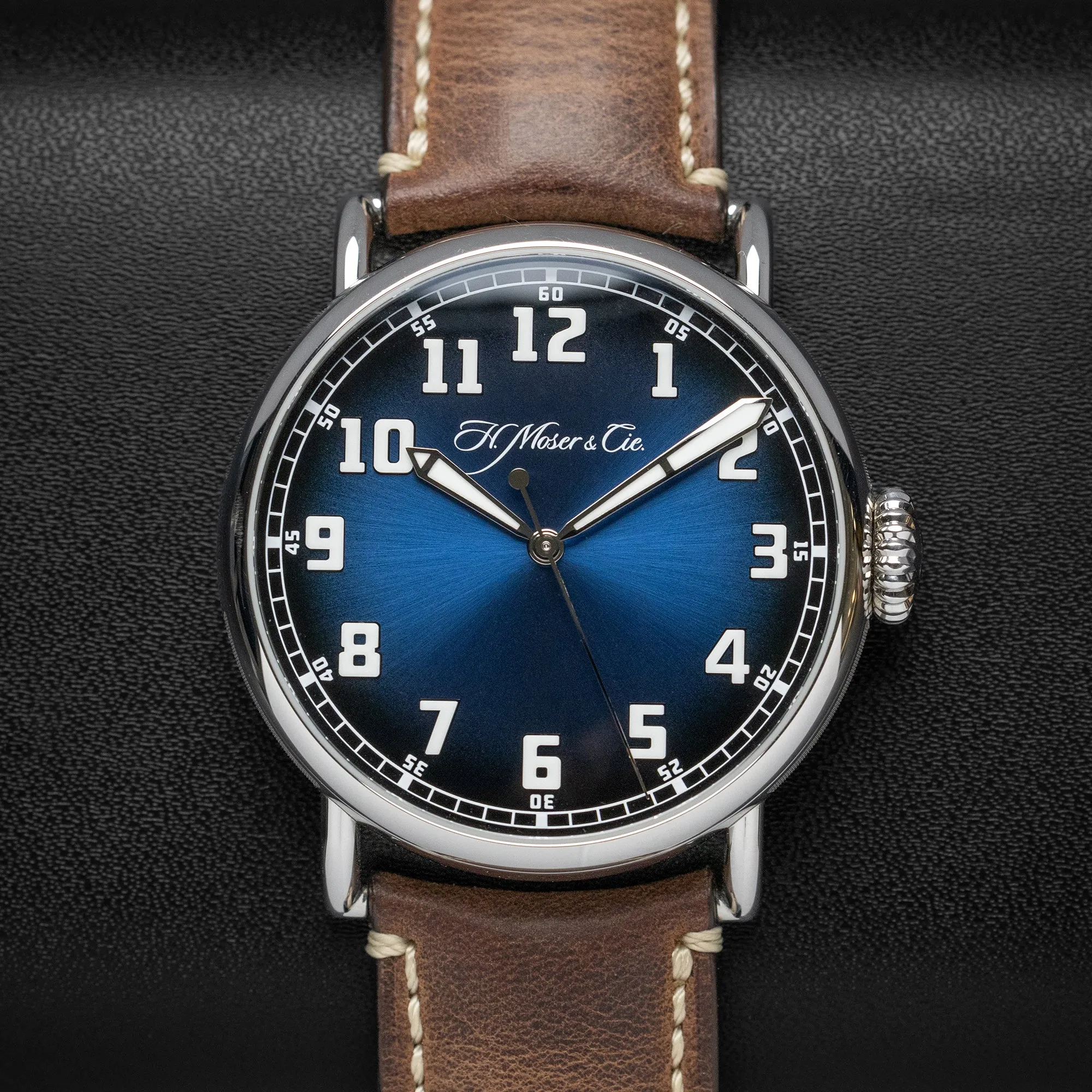 H.moser & Cie. Heritage Center Seconds 8200-1201