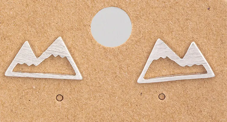 MOUNTAIN STUD EARRINGS