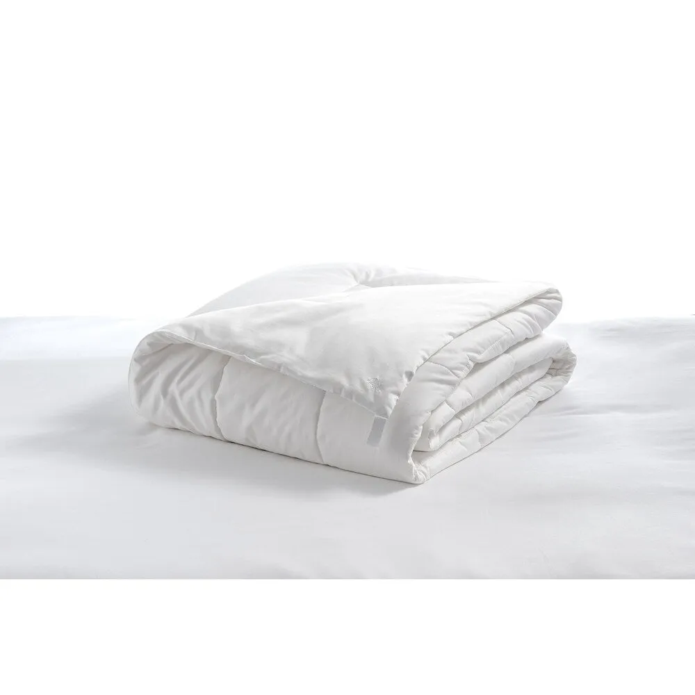 "HEALTHY 100% handpicked long cotton duvet summer weight comforter with loops to keep it in place! Laundry bag included