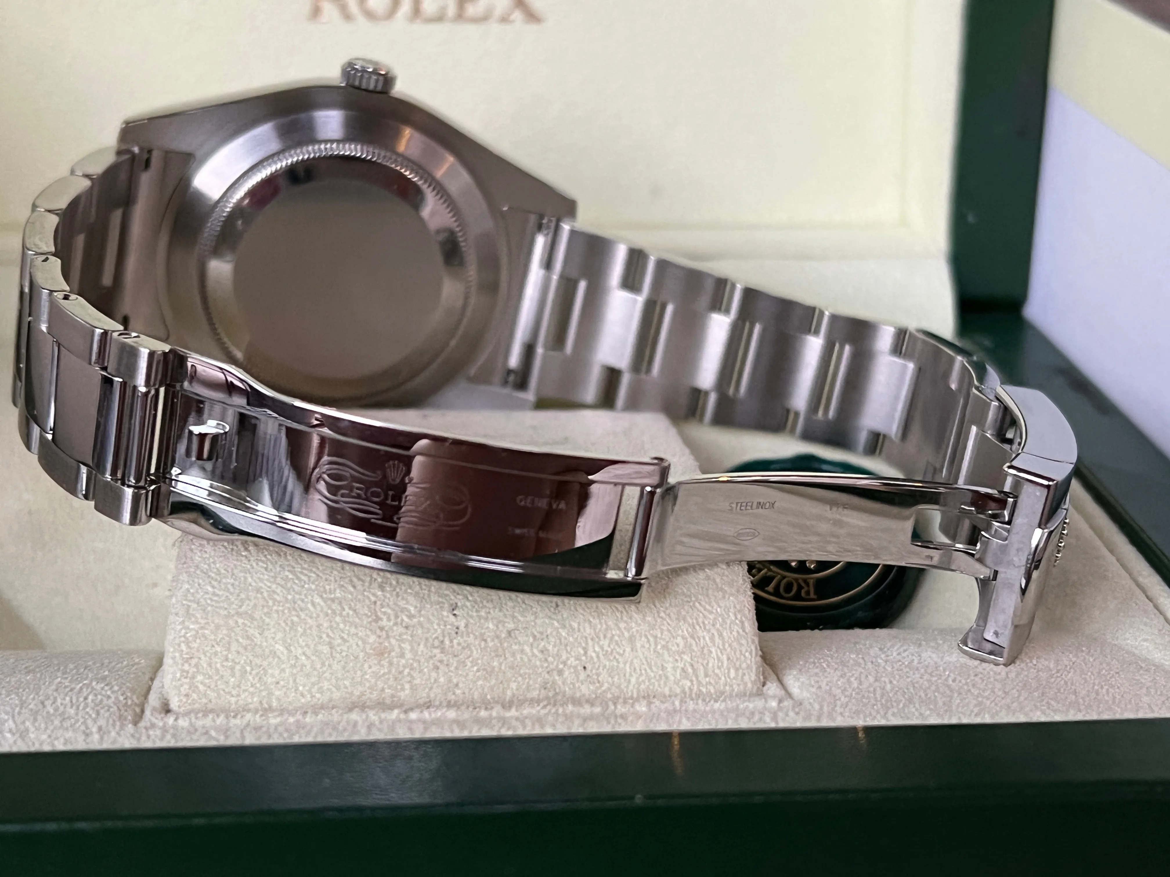 Rolex Datejust 41mm 116300 Stainless Steel Mens Watch.  Refinished Coral Red Dial Mint