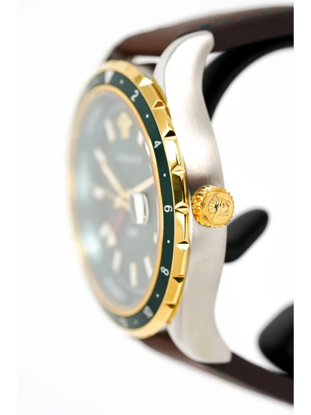 Versace Men 42 mm Green Dial Analog Watch - V11090017