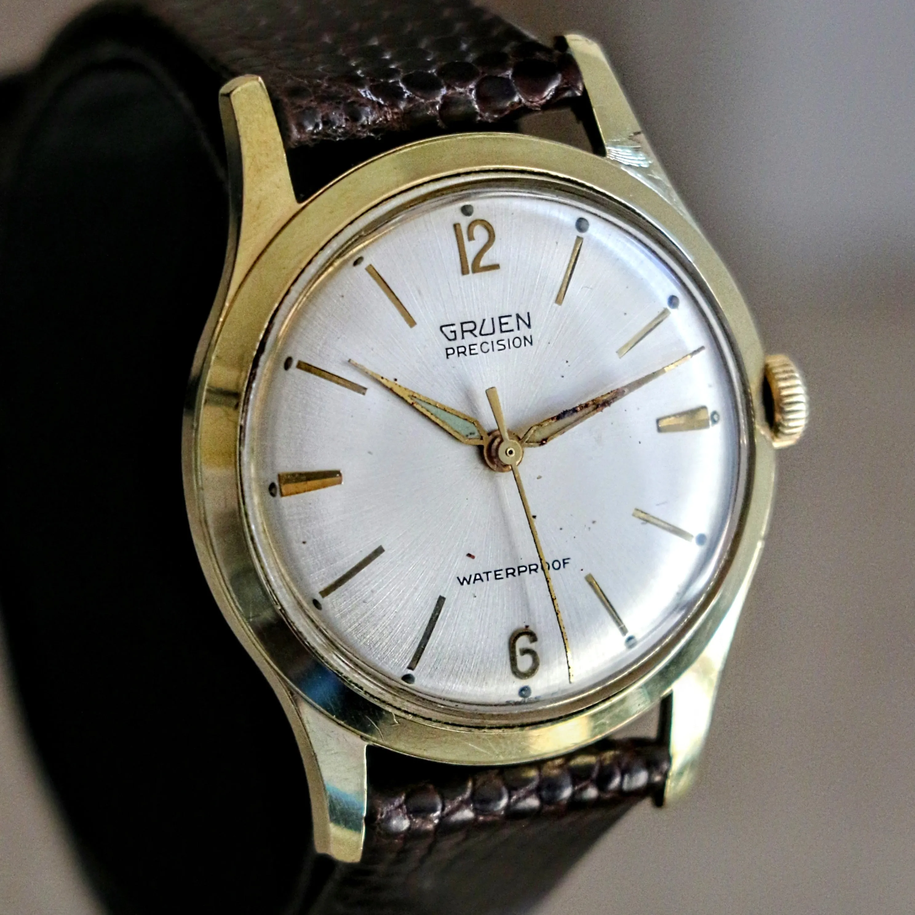 Vintage GRUEN Precision Wristwatch 17 Jewels Swiss Caliber N510SS Watch