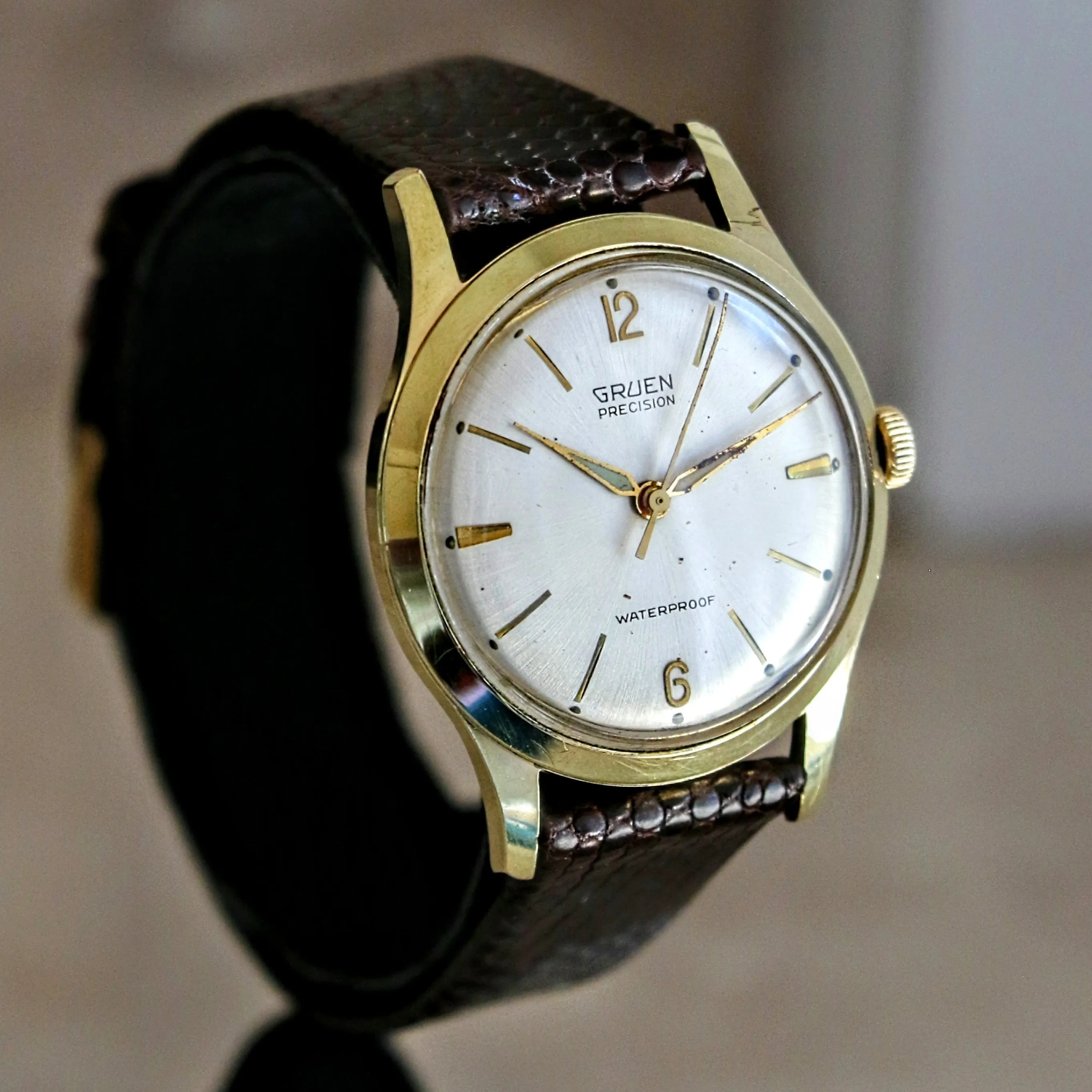 Vintage GRUEN Precision Wristwatch 17 Jewels Swiss Caliber N510SS Watch